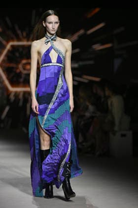 Custo - Mercedes-Benz Fashion Week Madrid - 20 Mar 2026 A model walks the runway wearing a design by Custo during the Mercedes-Benz Fashion Week de Madrid in IFEMA. Madrid Spain Copyright: xAtilanoxGarciax xSOPAxImagesx photos09753