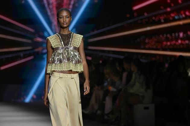 Custo - Mercedes-Benz Fashion Week Madrid - 20 Mar 2026 A model walks the runway wearing a design by Custo during the Mercedes-Benz Fashion Week de Madrid in IFEMA. Madrid Spain Copyright: xAtilanoxGarciax xSOPAxImagesx photos09768