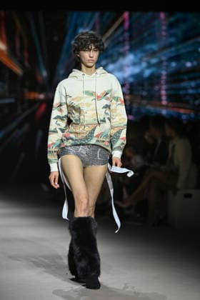 Custo - Mercedes-Benz Fashion Week Madrid - 20 Mar 2026 A model walks the runway wearing a design by Custo during the Mercedes-Benz Fashion Week de Madrid in IFEMA. Madrid Spain Copyright: xAtilanoxGarciax xSOPAxImagesx photos09732
