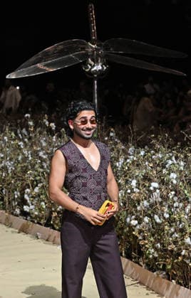 Lakme Fashion Week day 2 in Mumbai - 20 Mar 2026 Internet personality and social activist Orhan Awatramani poses for a photo as he arrives to watch designer Rahul Mishra s show at the Lakme Fashion Week (LFW) in Mumbai. Mumbai India Copyright: xAshishxVaishnavx xSOPAxImagesx AVaishnav_Lakme Fashion Week day 2 in Mumbai (28)