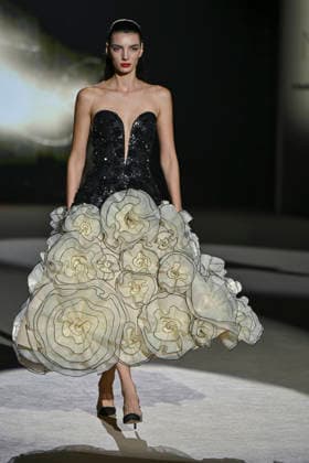 Hannibal Laguna - Mercedes-Benz Fashion Week Madrid in Madrid, Spain - 20 Mar 2026 A model walks the runway wearing a design by Hannibal Laguna during Mercedes-Benz Fashion Week de Madrid in IFEMA. Madrid Spain Copyright: xAtilanoxGarciax xSOPAxImagesx photos09677