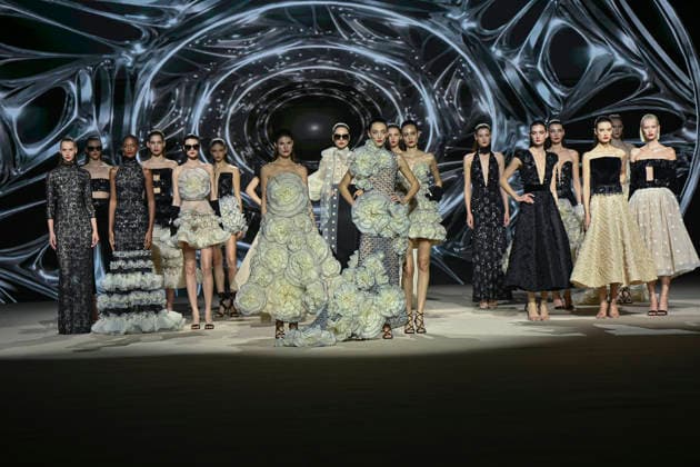 Hannibal Laguna - Mercedes-Benz Fashion Week Madrid in Madrid, Spain - 20 Mar 2026 Models walk the runway wearing a design by Hannibal Laguna during Mercedes-Benz Fashion Week de Madrid in IFEMA. Madrid Spain Copyright: xAtilanoxGarciax xSOPAxImagesx photos09697