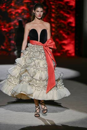 Hannibal Laguna - Mercedes-Benz Fashion Week Madrid in Madrid, Spain - 20 Mar 2026 A model walks the runway wearing a design by Hannibal Laguna during Mercedes-Benz Fashion Week de Madrid in IFEMA. Madrid Spain Copyright: xAtilanoxGarciax xSOPAxImagesx photos09653