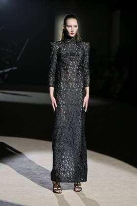 Hannibal Laguna - Mercedes-Benz Fashion Week Madrid in Madrid, Spain - 20 Mar 2026 A model walks the runway wearing a design by Hannibal Laguna during Mercedes-Benz Fashion Week de Madrid in IFEMA. Madrid Spain Copyright: xAtilanoxGarciax xSOPAxImagesx photos09644