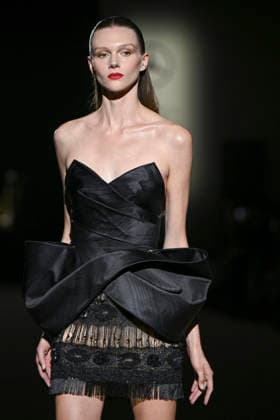 Hannibal Laguna - Mercedes-Benz Fashion Week Madrid in Madrid, Spain - 20 Mar 2026 A model walks the runway wearing a design by Hannibal Laguna during Mercedes-Benz Fashion Week de Madrid in IFEMA. Madrid Spain Copyright: xAtilanoxGarciax xSOPAxImagesx photos09624