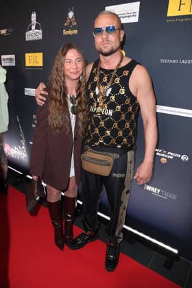 Eric Sindermann with girlfriend Chayenne at the ERIC SINDERMANN IKONE FASHION SHOW at the Hofbräu Wirtshaus in Berlin on 20 03 2026