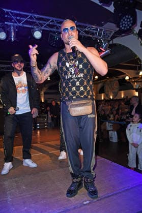 Eric Sindermann at the ERIC SINDERMANN IKONE FASHION SHOW at the Hofbräu Wirtshaus in Berlin on 20 03 2026