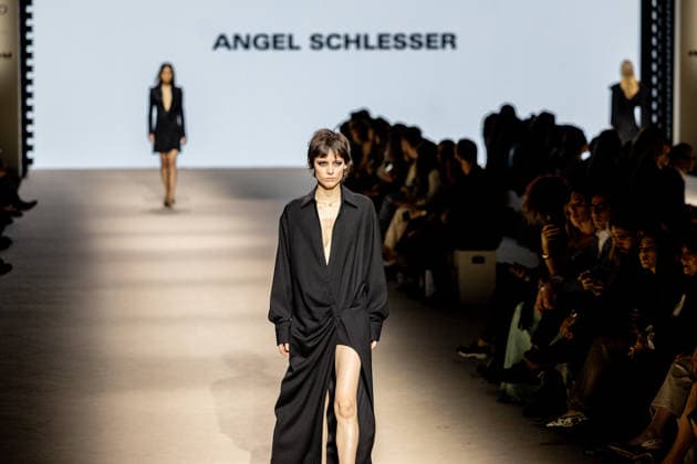 Angel Schlessers fashion show at Mercedes Benz Fashion Week A model during an Angel Schlessers fashion show on the occasion of the Mercedes Benz Fashion Week, March 21, 2026, in Madrid Spain Angel Schlessers fashion show is part of the Mercedes Benz Fashion Week Madrid, the main Spanish fashion show organized by IFEMA, which brings together established firms and new talents The brand, historical hallmark of Spanish fashion, stands out for its minimalism and refined tailoring MARCH 21, 2026 FASHION Madrid Madrid Madrid Spain  Copyright: xRicardoxRubiox 7384502
