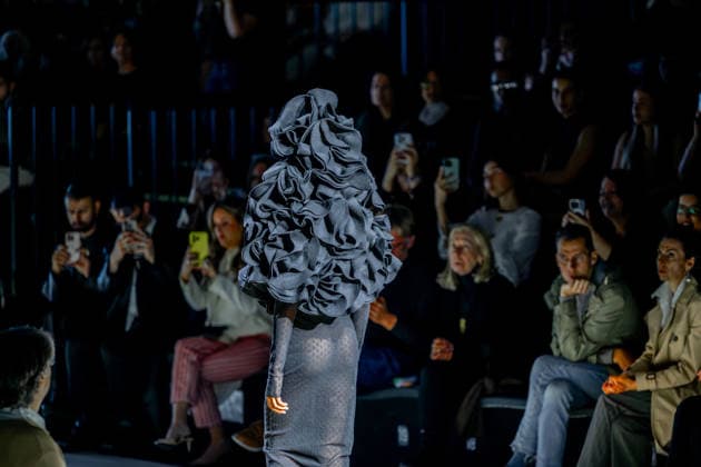 Angel Schlessers fashion show at Mercedes Benz Fashion Week A model during an Angel Schlessers fashion show on the occasion of the Mercedes Benz Fashion Week, March 21, 2026, in Madrid Spain Angel Schlessers fashion show is part of the Mercedes Benz Fashion Week Madrid, the main Spanish fashion show organized by IFEMA, which brings together established firms and new talents The brand, historical hallmark of Spanish fashion, stands out for its minimalism and refined tailoring MARCH 21, 2026 FASHION Madrid Madrid Madrid Spain  Copyright: xRicardoxRubiox 7384508