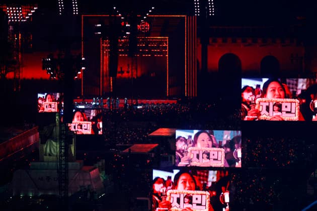 BTS Performs ARIRANG Comeback Concert at Gwanghwamun Square South Korean K-pop group BTS performing BTS THE COMEBACK LIVE: ARIRANG, a free comeback concert celebrating the release of their fifth studio album, at Gwanghwamun Square in Seoul, South Korea on March 21, 2026. The concert marks the group s first full-unit comeback in four years following the completion of mandatory military service for all members. Seoul South Korea  Copyright: xMatrixxImages JungxUi-Chelx