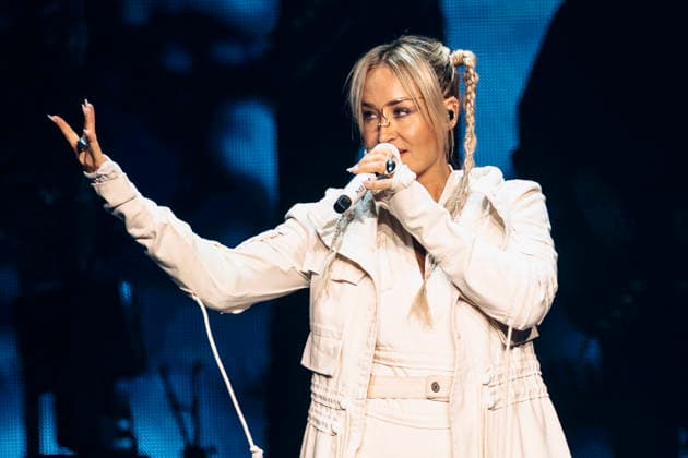 Sarah Connor live at a concert of her Arena Tour 2026 in the Messehalle Erfurt, 20 03 2026 Foto:xM.xKremerx xFuturexImagex connor_6313