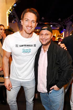 Patrick Fabian and Marcel Maurice Neue at the Dr Sindsen Fashion Show Icon at Hofbräu Wirtshaus Berlin Berlin, 20 03 2026 Foto:xN.xKubelkax xFuturexImagex sindsen_6305