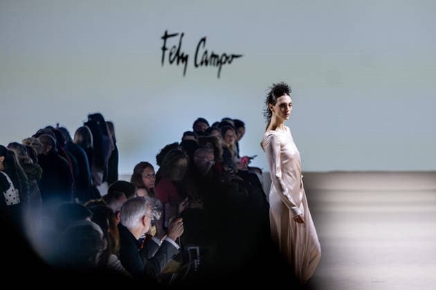 Fely Campos fashion show at the Mercedes Benz Fashion Week A model during Fely Campos fashion show on the occasion of the Mercedes Benz Fashion Week, March 21, 2026, in Madrid Spain Fely Campo is a firm that stands out for the precision of its patterns and its refined style Its fashion show is part of the Mercedes Benz Fashion Week Madrid, the main Spanish fashion show organized by IFEMA, which brings together established firms and new talents 21 MARCH 2026 FASHION Madrid Madrid Spain  Copyright: xRicardoxRubiox 7385085