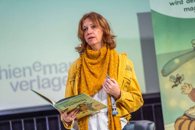 Third day of the Leipzig Book Fair 2026 Crowds, long queues and long waiting times dominated the scene Here author and voice actress Sabine Bohlmann Known for her voice role as Lisa Simpson Leipzig Book Fair 2026 Day 3