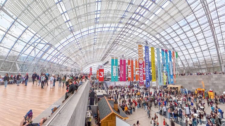 Crowds on the third day of the Leipzig Book Fair 2026 Long queues, long waiting times and full exhibition halls set the scene Leipzig Book Fair 2026 Day 3