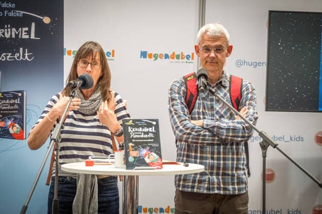 Third day of the Leipzig Book Fair 2026 Crowds, long queues and long waiting times were the order of the day for astrophysicist Heino Falcke and his wife Dagmar at the launch of their childrens book Leipzig Book Fair 2026 Day 3