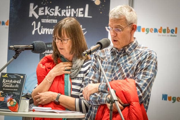 Third day of the Leipzig Book Fair 2026 Crowds, long queues and long waiting times were the order of the day for astrophysicist Heino Falcke and his wife Dagmar at the launch of their childrens book Leipzig Book Fair 2026 Day 3
