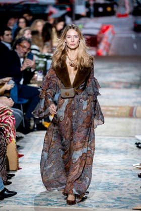 Lola Casademunt by Maite fashion show at Mercedes Benz Fashion Week Model Vanesa Lorenzo during a Lola Casademunt by Maite fashion show at Mercedes Benz Fashion Week, March 21, 2026, in Madrid Spain Lola Casademunt by Maite is a firm recognized for its daring style with a very marked identity Her fashion show is part of the Mercedes Benz Fashion Week Madrid, the main Spanish fashion show organized by IFEMA, which brings together established firms and new talents 21 MARCH 2026 FASHION MODEL MBFW MODEL DESIGNER SHOW A Pé Madrid Madrid Madrid Spain  Copyright: xA.xPÃ rezxMecax 7385987