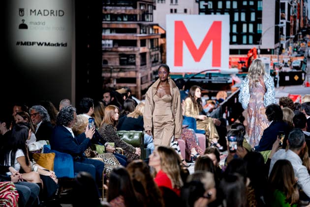 Parade of Lola Casademunt by Maite at Mercedes Benz Fashion Week Parade of Lola Casademunt by Maite on the occasion of the Mercedes Benz Fashion Week, March 21, 2026, in Madrid Spain Lola Casademunt by Maite is a firm recognized for its daring style with a very marked identity Her parade is part of the Mercedes Benz Fashion Week Madrid, main Spanish fashion show organized by IFEMA, which brings together established firms and new talents 21 MARCH 2026 FASHION MODEL MBFW MODEL DESIGNER SHOW A Pé Madrid Madrid Spain  Copyright: xA.xPÃ rezxMecax 7386033
