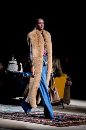 Parade of Lola Casademunt by Maite at Mercedes Benz Fashion Week Parade of Lola Casademunt by Maite on the occasion of the Mercedes Benz Fashion Week, March 21, 2026, in Madrid Spain Lola Casademunt by Maite is a firm recognized for its daring style with a very marked identity Her parade is part of the Mercedes Benz Fashion Week Madrid, main Spanish fashion show organized by IFEMA, which brings together established firms and new talents 21 MARCH 2026 FASHION MODEL MBFW MODEL DESIGNER SHOW A Pé Madrid Madrid Spain  Copyright: xA.xPÃ rezxMecax 7386045