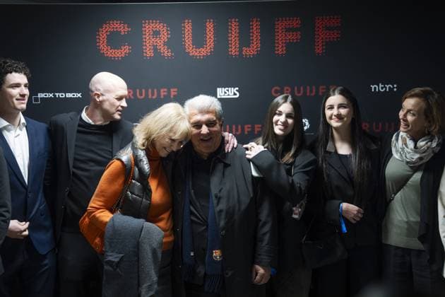 AMSTERDAM - Jordi and Danny Cruijff together with Barcelona President Joan Laporta prior to the world premiere of the four-part documentary Cruijff in the Johan Cruijff ArenA. JEROEN JUMELET ANP netherlands out - belgium out  Copyright: xx x554015589x originalFilename: 554015589.jpg