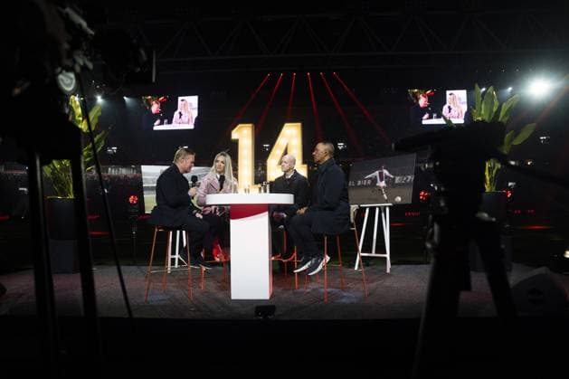AMSTERDAM - From left to right: Ronald Koeman, HÃ lene Hendriks, Jordi Cruijff and Ruud Gullit in conversation prior to the world premiere of the four-part documentary Cruijff in the Johan Cruijff ArenA. JEROEN JUMELET ANP netherlands out - belgium out  Copyright: xx x554018704x originalFilename: 554018704.jpg
