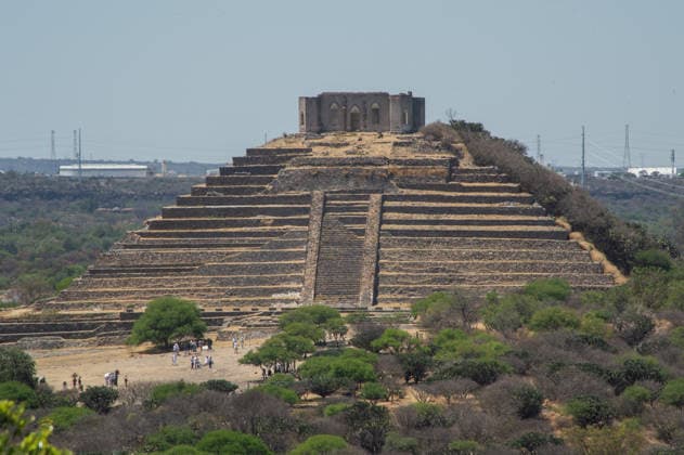 People Welcoming Spring Equinox In Queretaro General view of the El Cerrito Archaeological Zone in the municipality of Corregidora where visitors arrive to celebrate the arrival of the spring equinox. on March 21, 2026 in Queretaro, Mexico. (Photo by Jose Carrera Eyepix Group) Copyright: xJosexCarrera xEyepixxGroupx JFC_21032026_178488