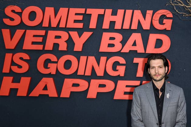 Los Angeles Premiere Of Netflix s Something Very Bad Is Going To Happen Season 1 HOLLYWOOD, LOS ANGELES, CALIFORNIA, USA - MARCH 19: Jeff Wilbusch arrives at the Los Angeles Premiere Of Netflix s Something Very Bad Is Going To Happen Season 1 held at The Egyptian Theatre Hollywood on March 19, 2026 in Hollywood, Los Angeles, California, United States., Credit:Chad Salvador Avalon United States, California, Hollywood, The Egyptian Theatre Hollywood Copyright: xChadxSalvadorx xAvalonx 1085029514