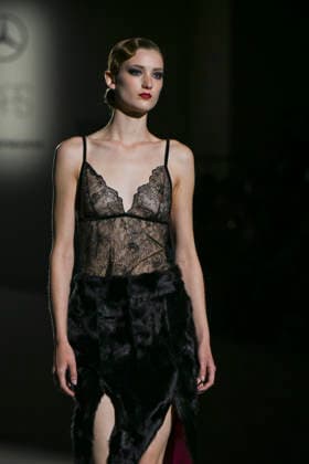 Odette Alvarez - Mercedes-Benz Fashion Week Madrid -21 Mar 2026 A model walks the runway wearing a design by Odette Alvarez during Mercedes-Benz Fashion Week de Madrid in IFEMA. Madrid Spain Copyright: xAtilanoxGarciax xSOPAxImagesx photos09994