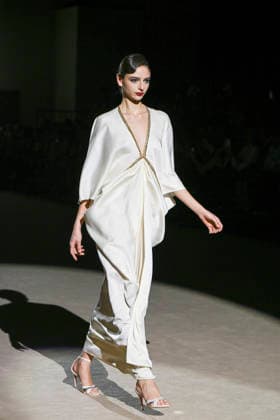 Odette Alvarez - Mercedes-Benz Fashion Week Madrid -21 Mar 2026 A model walks the runway wearing a design by Odette Alvarez during Mercedes-Benz Fashion Week de Madrid in IFEMA. Madrid Spain Copyright: xAtilanoxGarciax xSOPAxImagesx photos09981