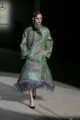 Odette Alvarez - Mercedes-Benz Fashion Week Madrid -21 Mar 2026 A model walks the runway wearing a design by Odette Alvarez during Mercedes-Benz Fashion Week de Madrid in IFEMA. Madrid Spain Copyright: xAtilanoxGarciax xSOPAxImagesx photos09975