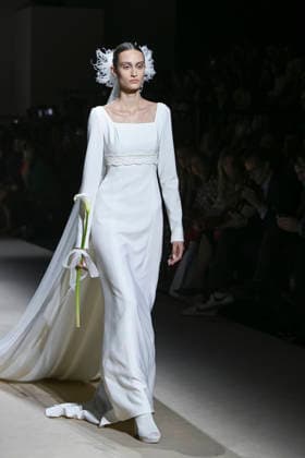February 28, 2026, Madrid, Spain: A model walks the runway wearing a design by Menchen Tomas during Mercedes-Benz Fashion Week de Madrid in IFEMA. Madrid Spain - ZUMAs197 20260228_aaa_s197_2896 Copyright: xAtilanoxGarciax