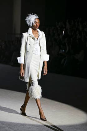 February 28, 2026, Madrid, Spain: A model walks the runway wearing a design by Menchen Tomas during Mercedes-Benz Fashion Week de Madrid in IFEMA. Madrid Spain  - ZUMAs197 20260228_aaa_s197_2915 Copyright: xAtilanoxGarciax
