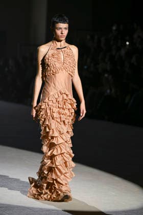 February 28, 2026, Madrid, Spain: A model walks the runway wearing a design by Menchen Tomas during Mercedes-Benz Fashion Week de Madrid in IFEMA. Madrid Spain  - ZUMAs197 20260228_aaa_s197_2936 Copyright: xAtilanoxGarciax