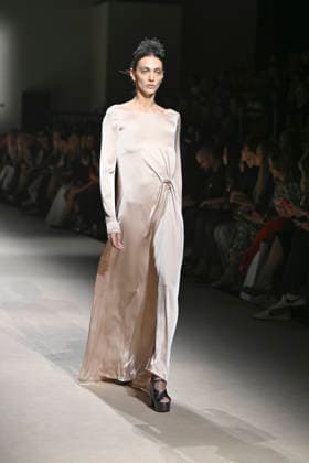 Fely Campo - Mercedes-Benz Fashion Week Madrid, Spain - 21Mar 2026 A model walks the runway wearing a design by Fely Campo during Mercedes-Benz Fashion Week de Madrid in IFEMA. Madrid Spain Copyright: xAtilanoxGarciax xSOPAxImagesx photos09954