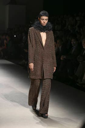 Fely Campo - Mercedes-Benz Fashion Week Madrid, Spain - 21Mar 2026 A model walks the runway wearing a design by Fely Campo during Mercedes-Benz Fashion Week de Madrid in IFEMA. Madrid Spain Copyright: xAtilanoxGarciax xSOPAxImagesx photos09935