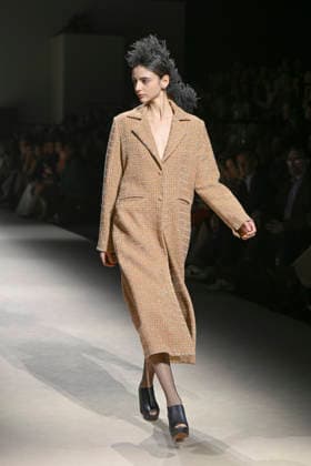 Fely Campo - Mercedes-Benz Fashion Week Madrid, Spain - 21Mar 2026 A model walks the runway wearing a design by Fely Campo during Mercedes-Benz Fashion Week de Madrid in IFEMA. Madrid Spain Copyright: xAtilanoxGarciax xSOPAxImagesx photos09943