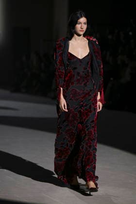 February 28, 2026, Madrid, Spain: A model walks the runway wearing a design by Menchen Tomas during Mercedes-Benz Fashion Week de Madrid in IFEMA. Madrid Spain - ZUMAs197 20260228_aaa_s197_2929 Copyright: xAtilanoxGarciax