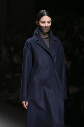 Fely Campo - Mercedes-Benz Fashion Week Madrid, Spain - 21Mar 2026 A model walks the runway wearing a design by Fely Campo during Mercedes-Benz Fashion Week de Madrid in IFEMA. Madrid Spain Copyright: xAtilanoxGarciax xSOPAxImagesx photos09917