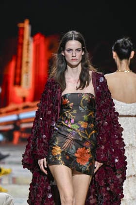 Lola Casademunt - Mercedes-Benz Fashion Week Madrid, Spain - 21 Mar 2026 A model walks the runway wearing a design by Lola Casademunt during Mercedes-Benz Fashion Week de Madrid in IFEMA. Madrid Spain Copyright: xAtilanoxGarciax xSOPAxImagesx photos10157