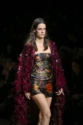 Lola Casademunt - Mercedes-Benz Fashion Week Madrid, Spain - 21 Mar 2026 A model walks the runway wearing a design by Lola Casademunt during Mercedes-Benz Fashion Week de Madrid in IFEMA. Madrid Spain Copyright: xAtilanoxGarciax xSOPAxImagesx photos10163