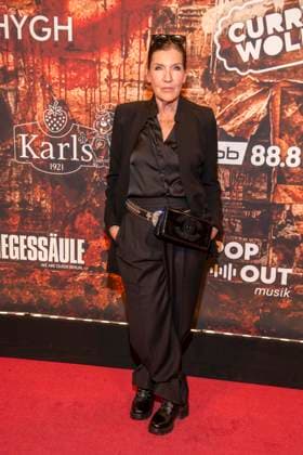 abb Katy Karrenbauer as a guest at the German premiere of Wir sind am Leben das Berlin Musical at the Theater des Westens on Saturday 21 03 2026 Berlin Germany