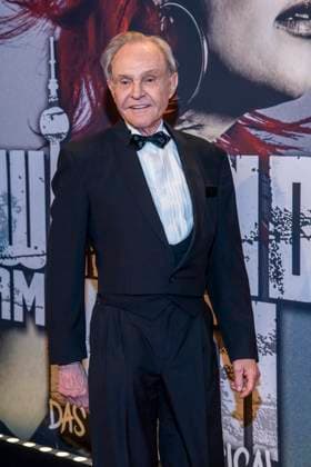 abb Georg Preusse Mary as a guest at the German premiere of Wir sind am Leben das Berlin Musical at the Theater des Westens on Saturday 21 03 2026 Berlin Germany