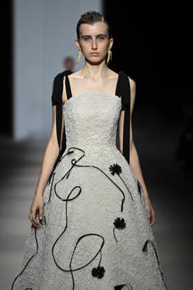 Yolancris - Mercedes-Benz Fashion Week Madrid, Spain - 21 Mar 2026 A model walks the runway wearing a design by Yolancris during Mercedes-Benz Fashion Week de Madrid in IFEMA. Madrid Spain Copyright: xAtilanoxGarciax xSOPAxImagesx photos10018