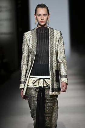 Yolancris - Mercedes-Benz Fashion Week Madrid, Spain - 21 Mar 2026 A model walks the runway wearing a design by Yolancris during Mercedes-Benz Fashion Week de Madrid in IFEMA. Madrid Spain Copyright: xAtilanoxGarciax xSOPAxImagesx photos10028