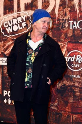 Detlev Buck at the premiere of the musical Wir sind am Leben Das Berlin Musical at the Theater des Westens Berlin, 21 03 2026 Foto:xN.xKubelkax xFuturexImagex leben_6324
