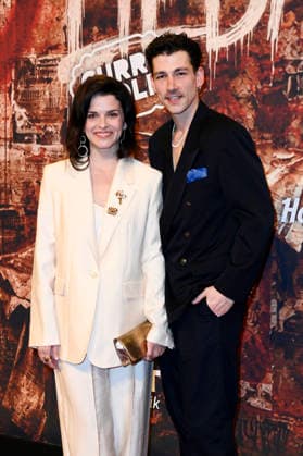 Maxine Kazis and Maximilian Gehrlinger at the premiere of the musical Wir sind am Leben Das Berlin Musical at the Theater des Westens Berlin, 21 03 2026 Foto:xN.xKubelkax xFuturexImagex leben_6311
