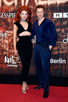Rachel Intervention and Max Rogall at the premiere of the musical Wir sind am Leben Das Berlin Musical at the Theater des Westens Berlin, 21 03 2026 Foto:xN.xKubelkax xFuturexImagex leben_6316