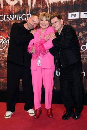Ulf Leo Sommer, Judy Winter and Peter Plate at the premiere of the musical Wir sind am Leben Das Berlin Musical at the Theater des Westens Berlin, 21 03 2026 Foto:xN.xKubelkax xFuturexImagex leben_6335