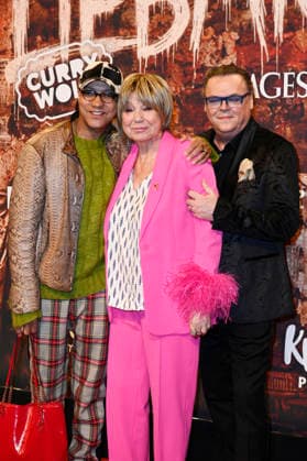 Francis Winter, Judy Winter and Lars Vestergaard von Laustsen at the premiere of the musical Wir sind am Leben Das Berlin Musical at the Theater des Westens Berlin, 21 03 2026 Foto:xN.xKubelkax xFuturexImagex leben_6337